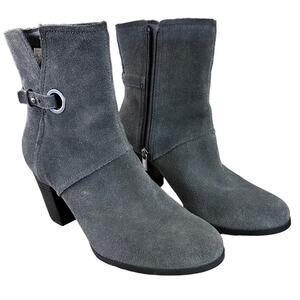 Koolaburra by Ugg ortho footbed. Gray suede side zipper buckle accent size 10